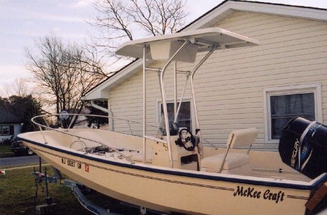 McKee Craft Console T-Top 2003 image 1