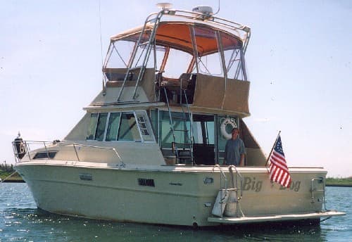Sea Ray SRV 360 Sedan Arch 1981 image 1