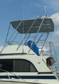 Bertram 33 Flybidge Cruiser Top 1977 image 1