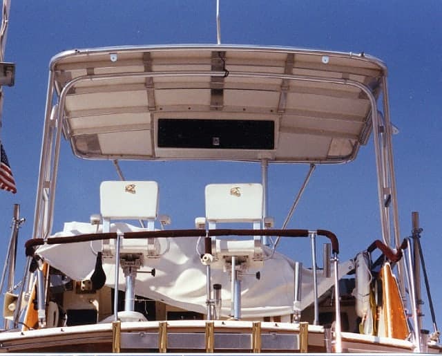 Egg Harbor 33 Convertible Top 1982 image 1