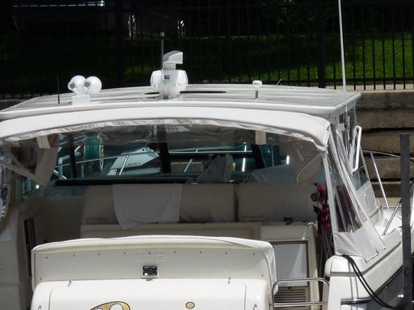 Tiara 3500 Express Top 1995 image 1
