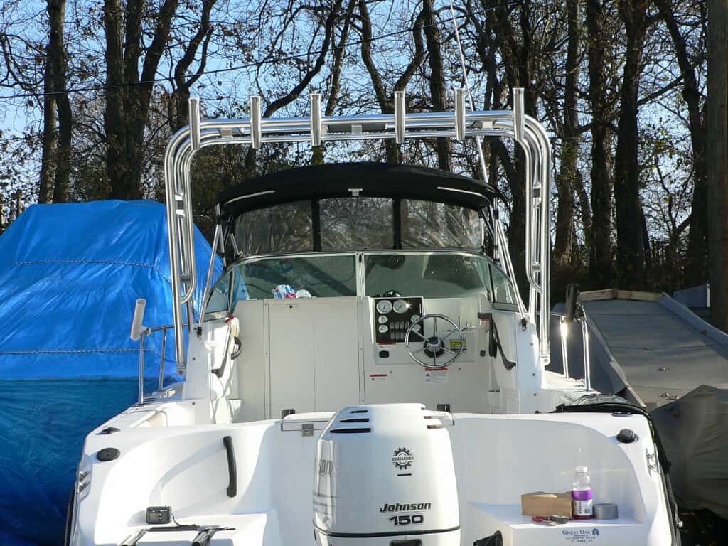 Seaswirl 2101 Walkaround Striper Arch 2001 image 1