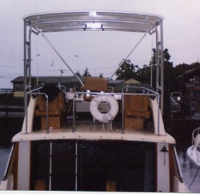 Silverton 34 Convertible Top 1977 image 1
