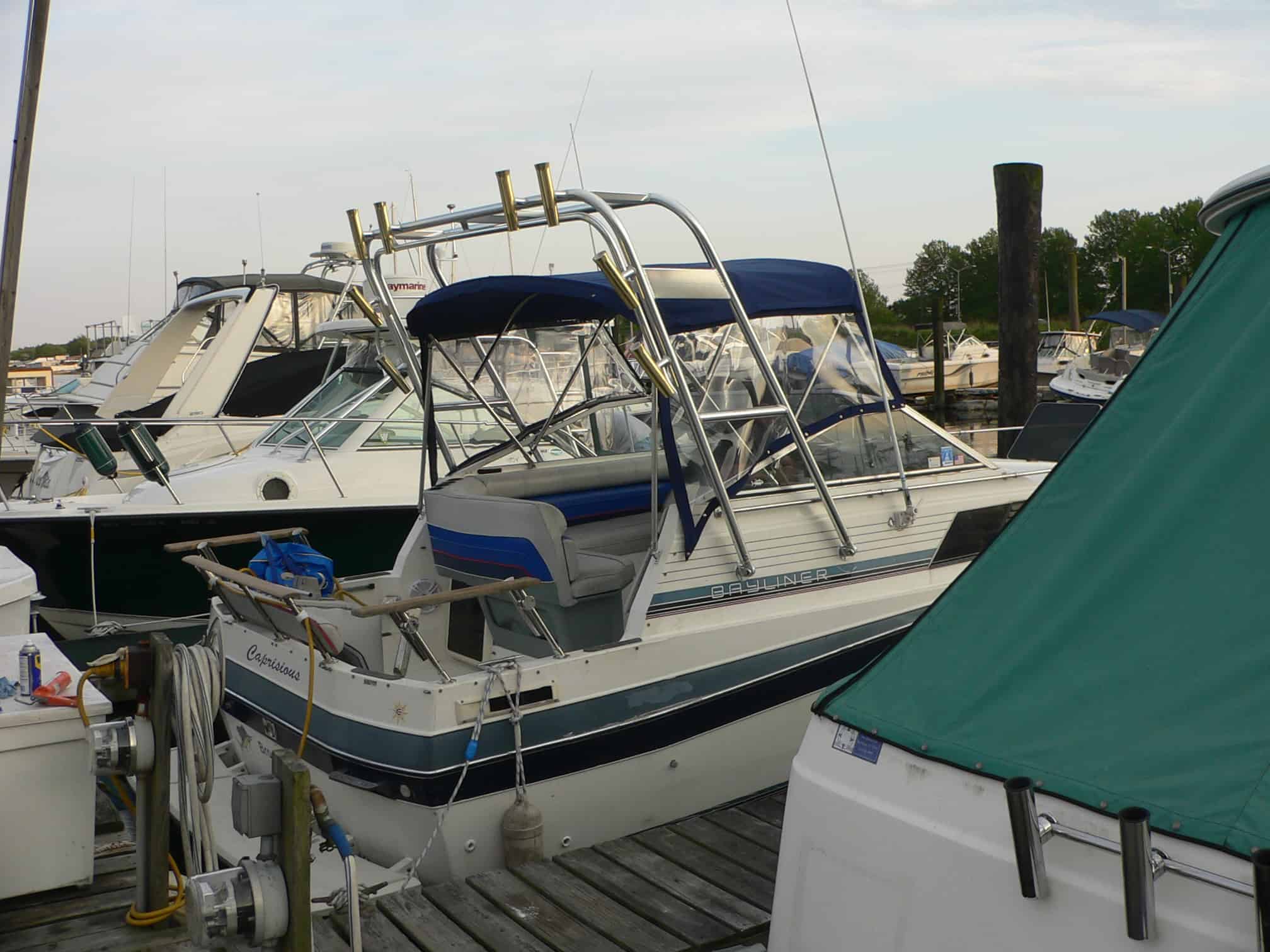 Bayliner Cierra 2450 Arch 1986 image 1