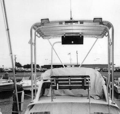 Bertram 26 Sport Convertible Top 1969 image 1