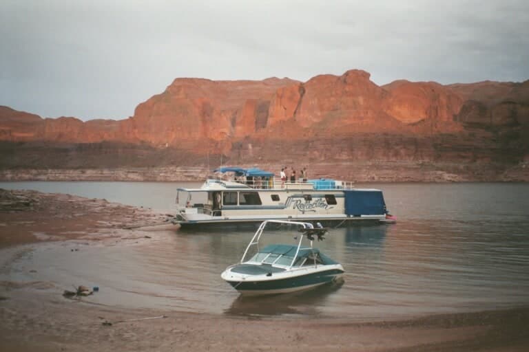 Sea Ray 200 Signature image 1