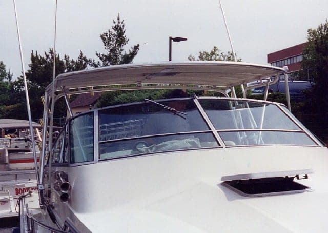 Boston Whaler 27 Full Cabin Top 1985 image 1