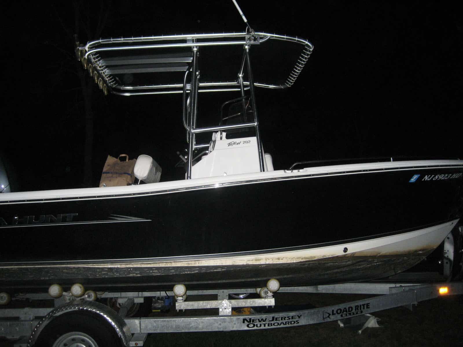 Sea Hunt 202 Triton T-Top 2013 image 1