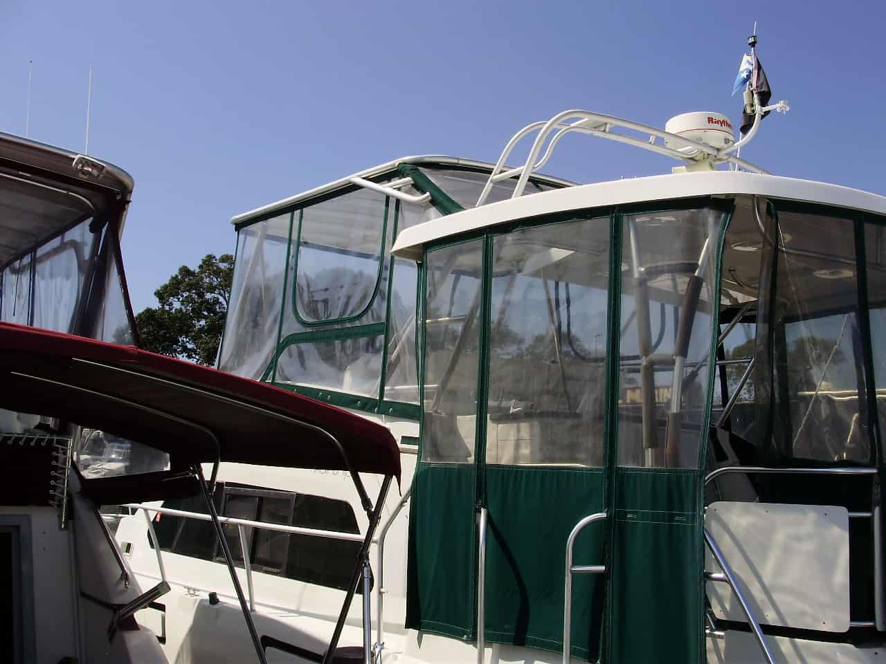 Mainship 37 Motor Yacht Top 1995 image 1