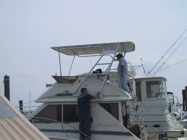 Chris Craft 36 Commander Top 1986 image 1