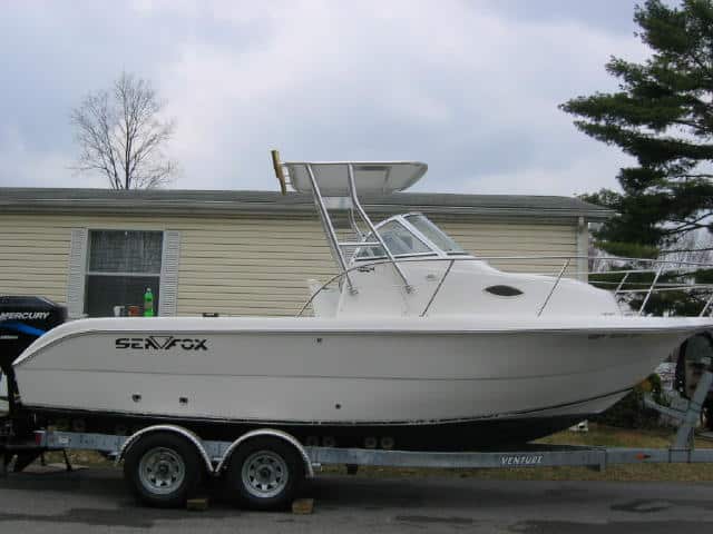 Sea Fox 230 walk around Top 2003 image 1