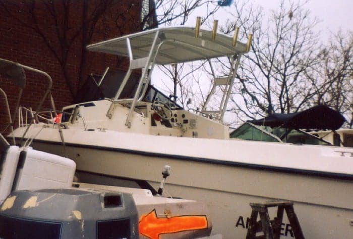 Angler Boats Top 1990 image 1