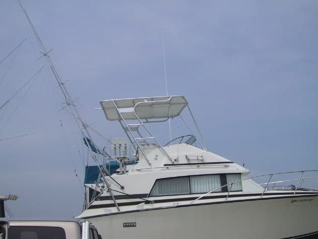 Bertram 33 Sport Fish Top 1979 image 1