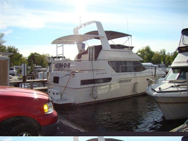Carver 37 Aft Cabin Aft Deck Top 1996 image 1
