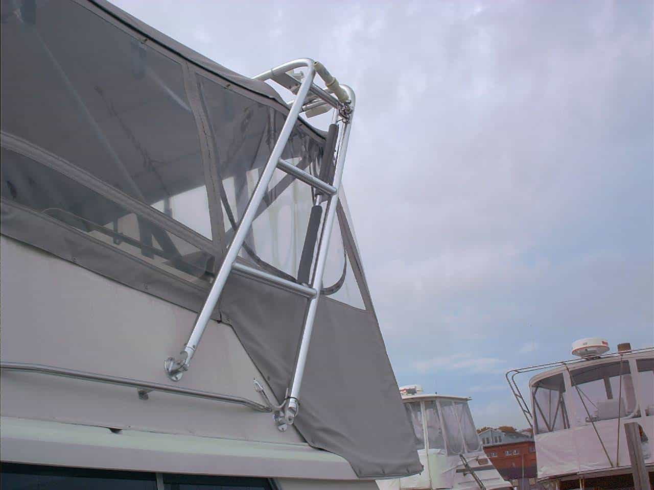 Silverton 34 Convertible Arch 1984 image 1