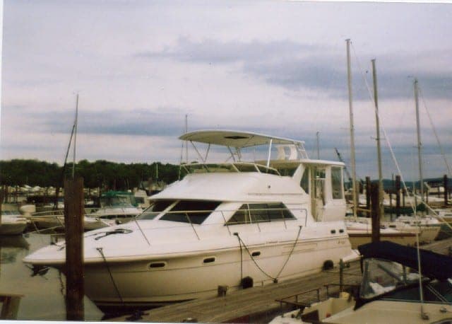 Cruisers 3650/ 3750 Aft Cabin Top 1995 image 1