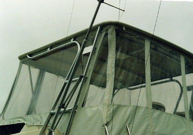 Chris Craft 36 Commander Top image 1