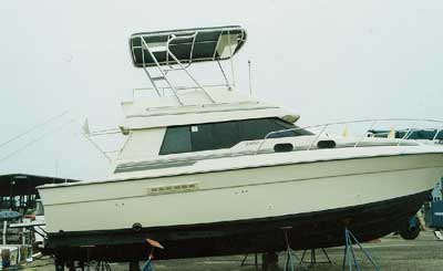 Silverton 34 Convertible Top 1989 image 1