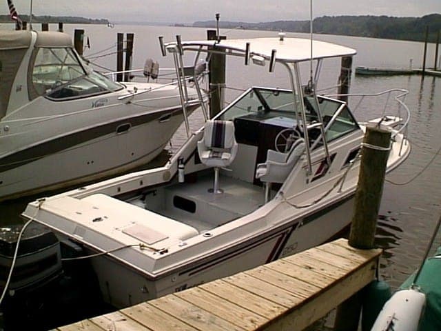 Wellcraft 250 Sportsman Top 1988 image 1