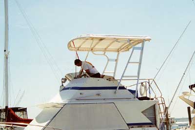 Pequod 35 Flybridge Top 1974 image 1