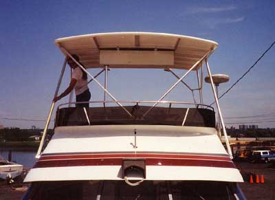 Trojan 10.8 Meter Sedan Top 1986 image 1