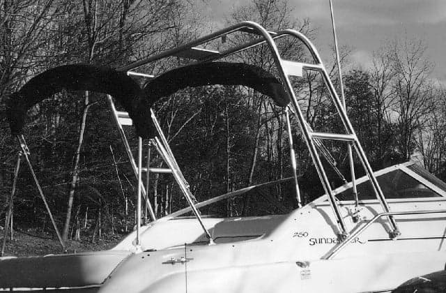 Sea Ray 250 Sundancer Arch 1995 image 1