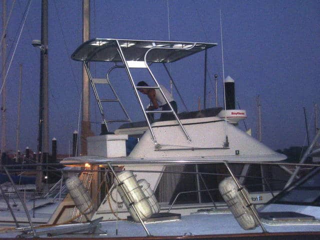 Silverton 34C Top 1984 image 1