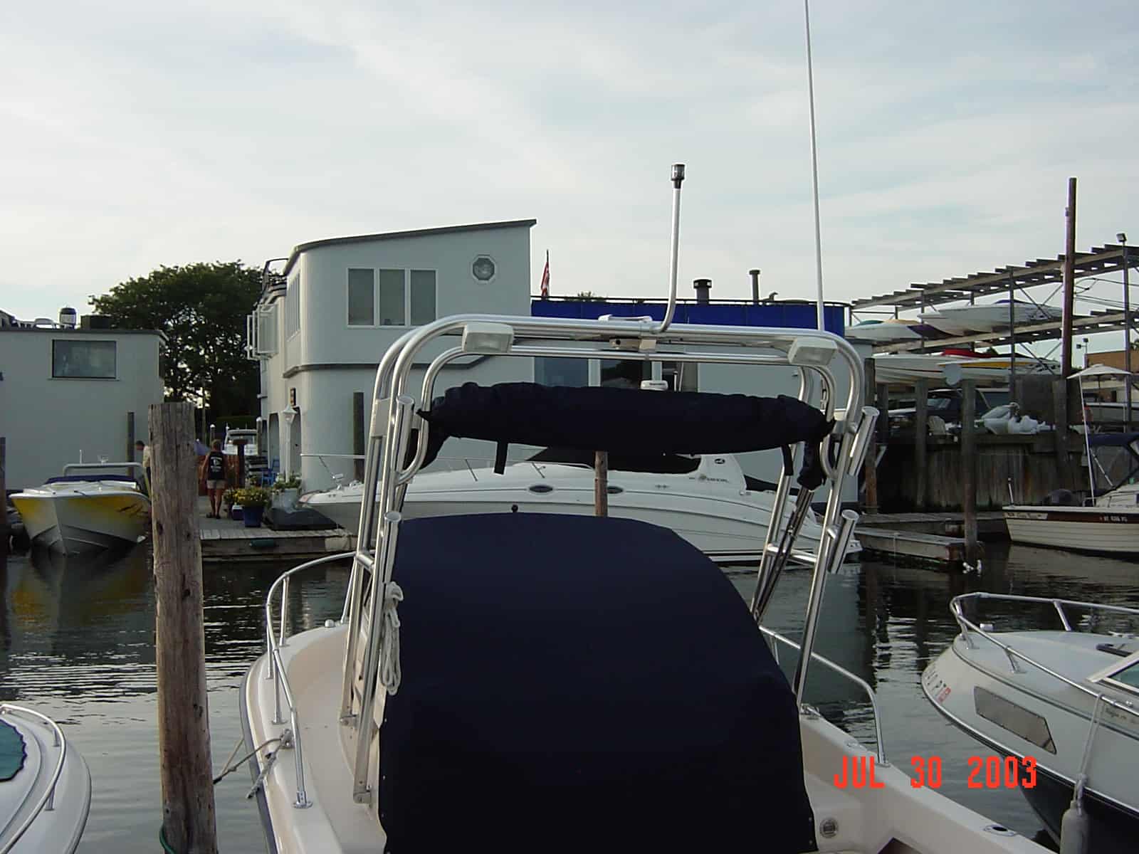 Grady White 208 Adventurer Arch 2002 image 1