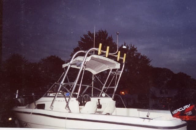 Boat image 1