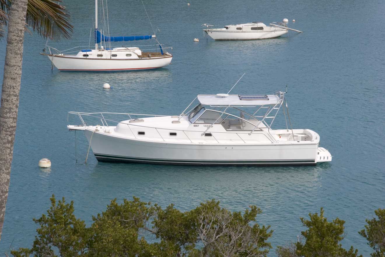 Mainship 34 Pilot Top 1999 image 1