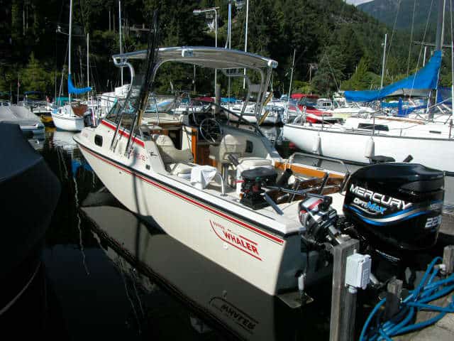 Boston Whaler 22 Revenge Walk Thru Top 1985 image 1