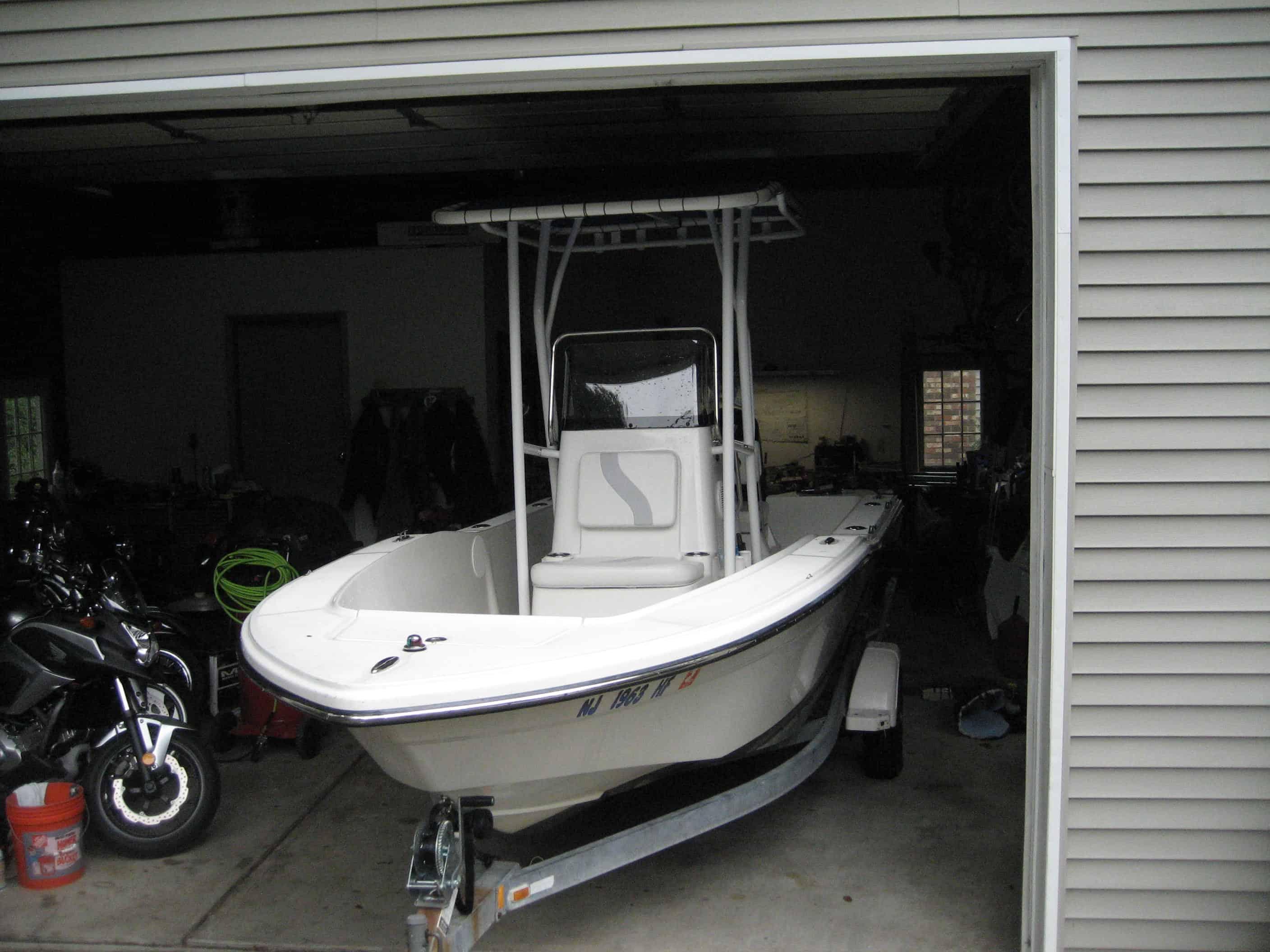 Sundance Boats 19NX T-Top 2013 image 1