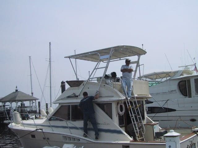 Chris Craft 36 Commander Top 1986 image 1