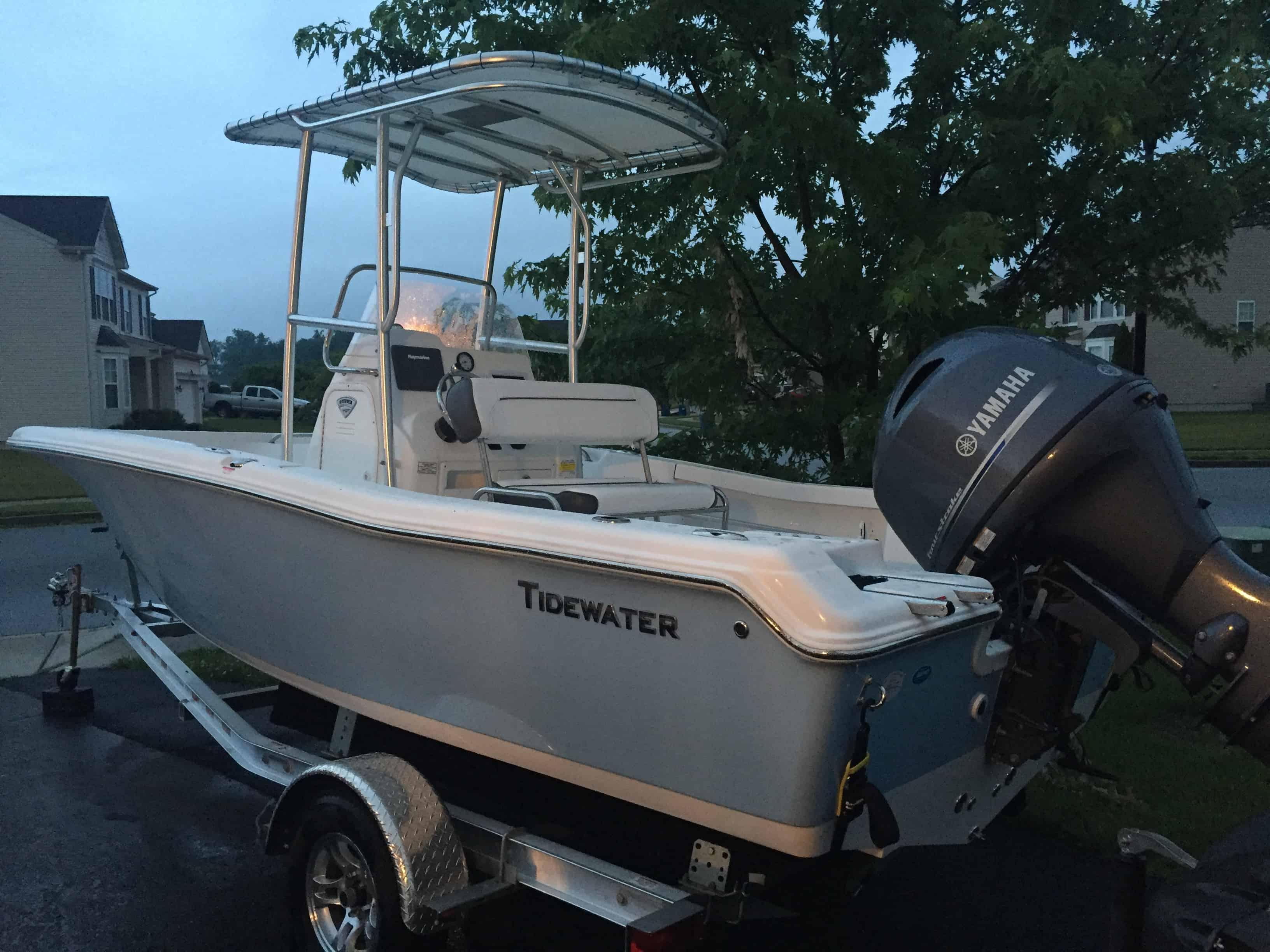 Tidewater T-Top 2015 image 1
