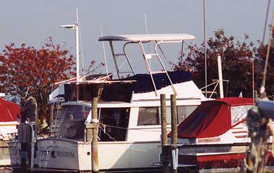 Mainship 34 Motor Cruiser Top 1978 image 1