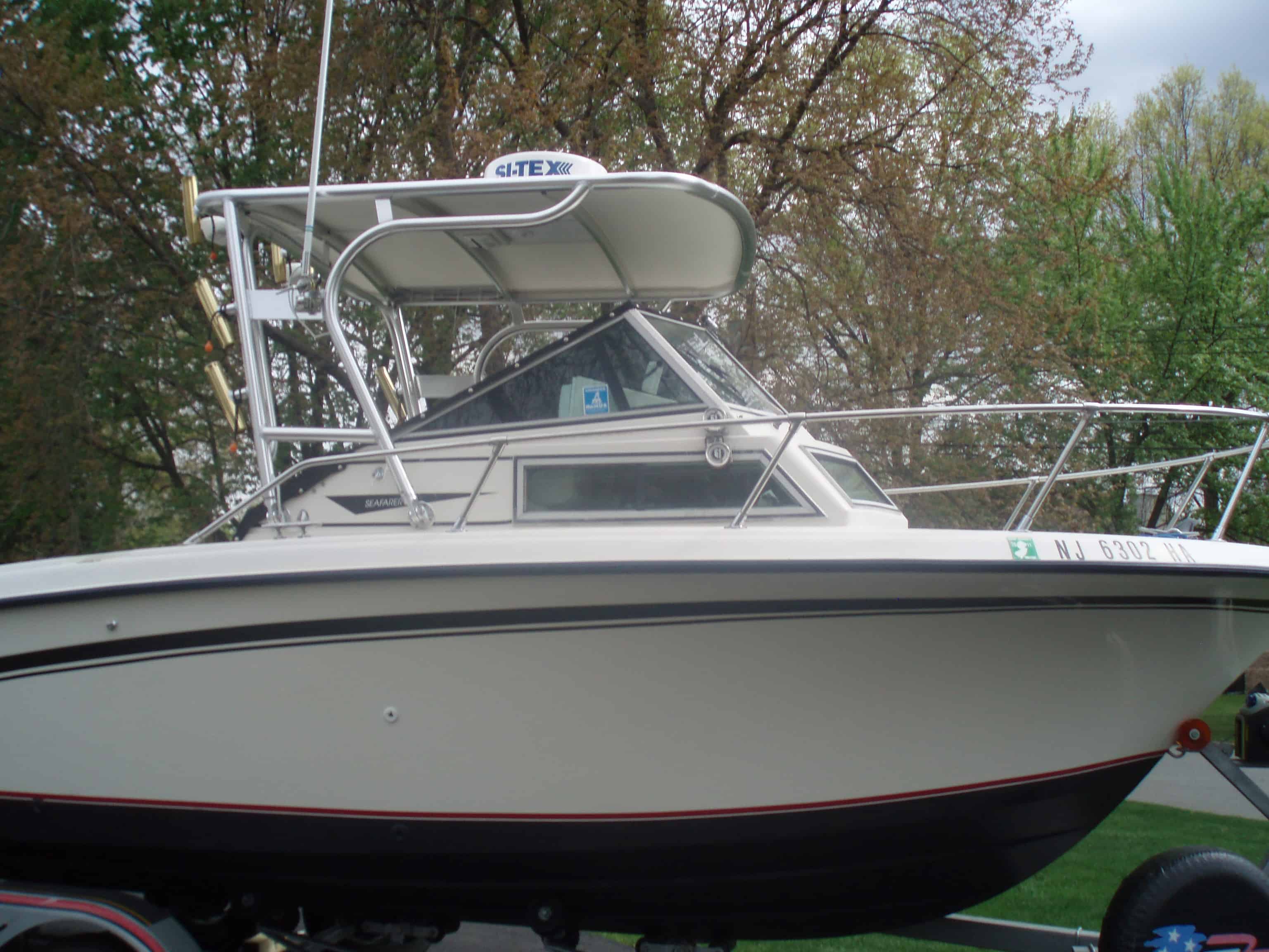 Grady White 226/228 Seafarer Top 1982 image 1
