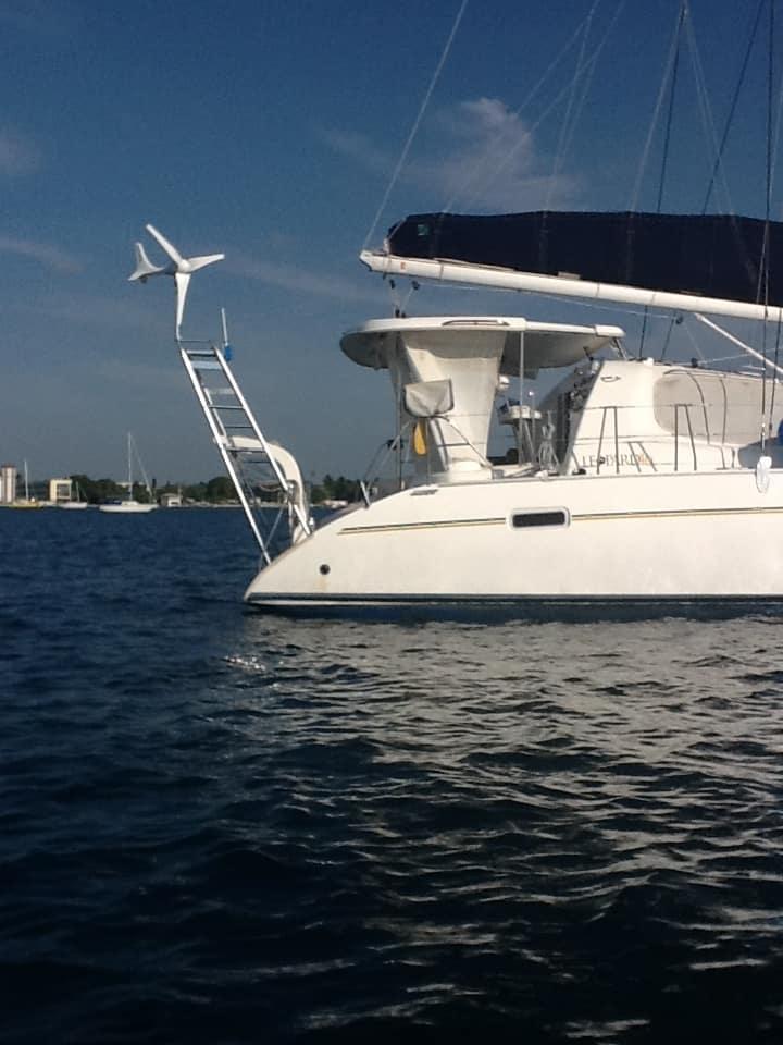 Leopard 40 Catamaran Arch 2007 image 1