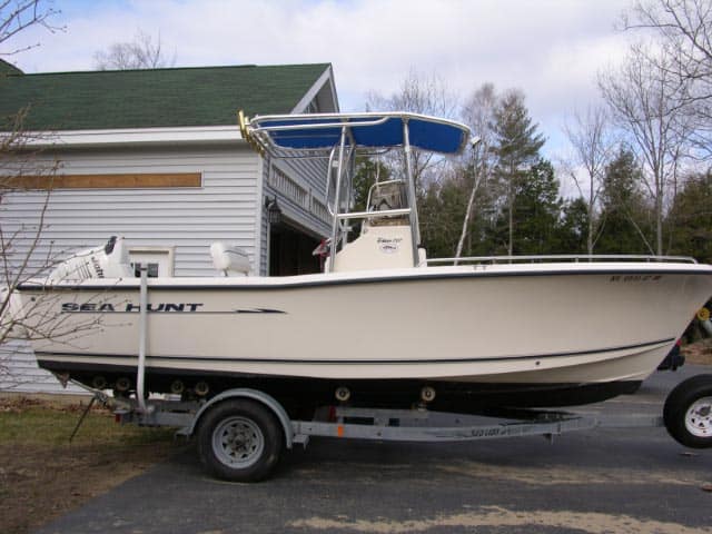 Sea Hunt 212 Triton T-Top 2003 image 1