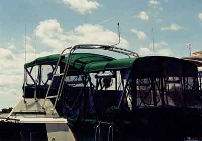 Silverton 40 Aft Cabin Arch 1982 image 1