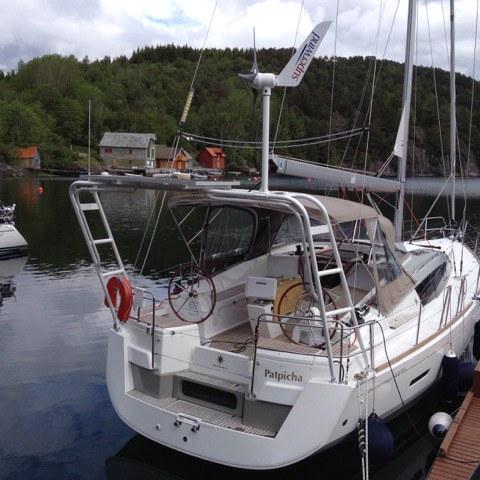 Jeanneau Aft Deck Top 2000 image 1