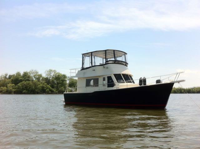 Boat image 1