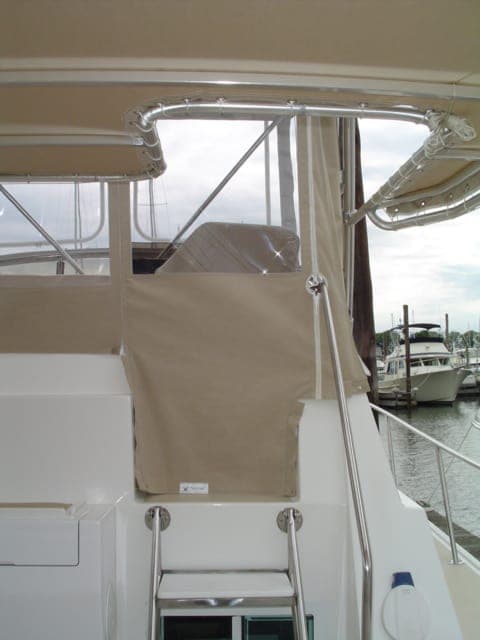 Albin Command Bridge Top 2003 image 1