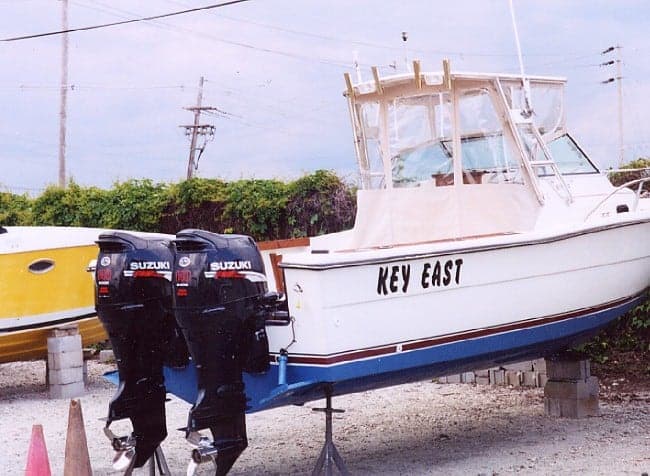 Pursuit 2550 W/A Fisherman Top 1989 image 1