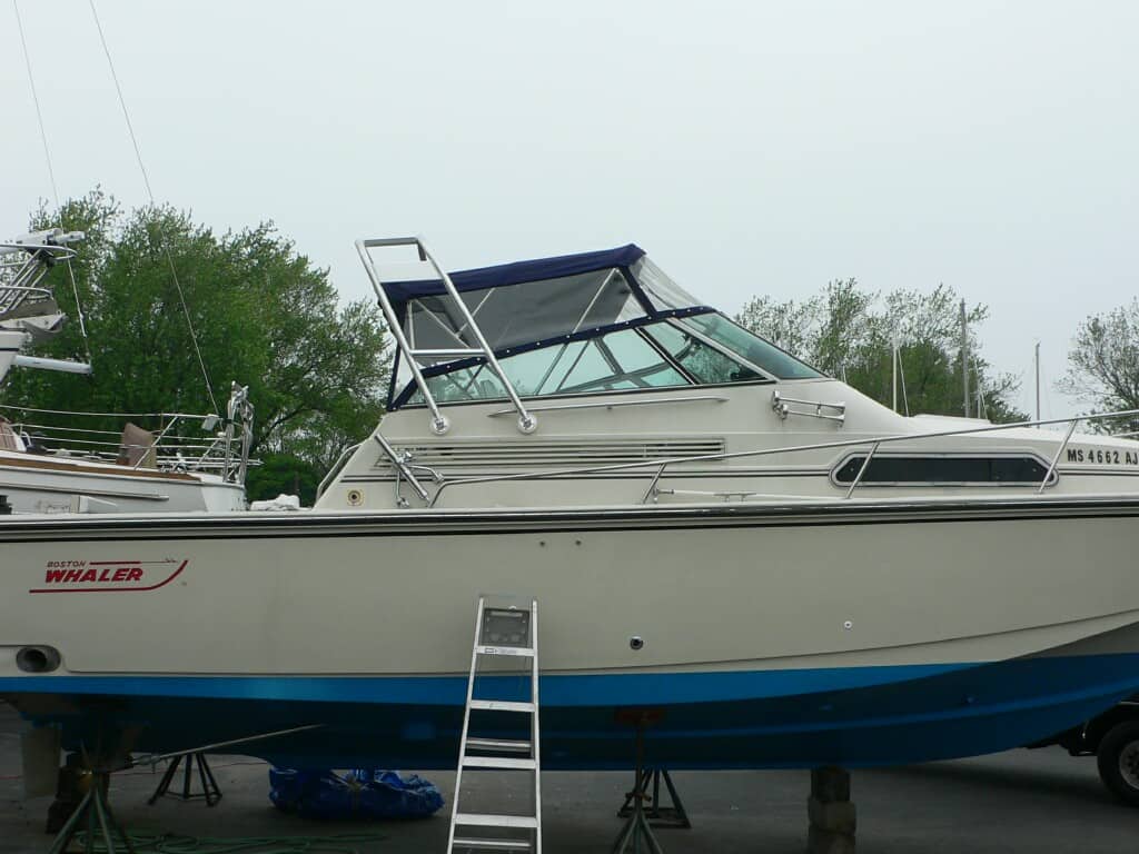 Boston Whaler 31 Sportfish Arch 1988 image 1