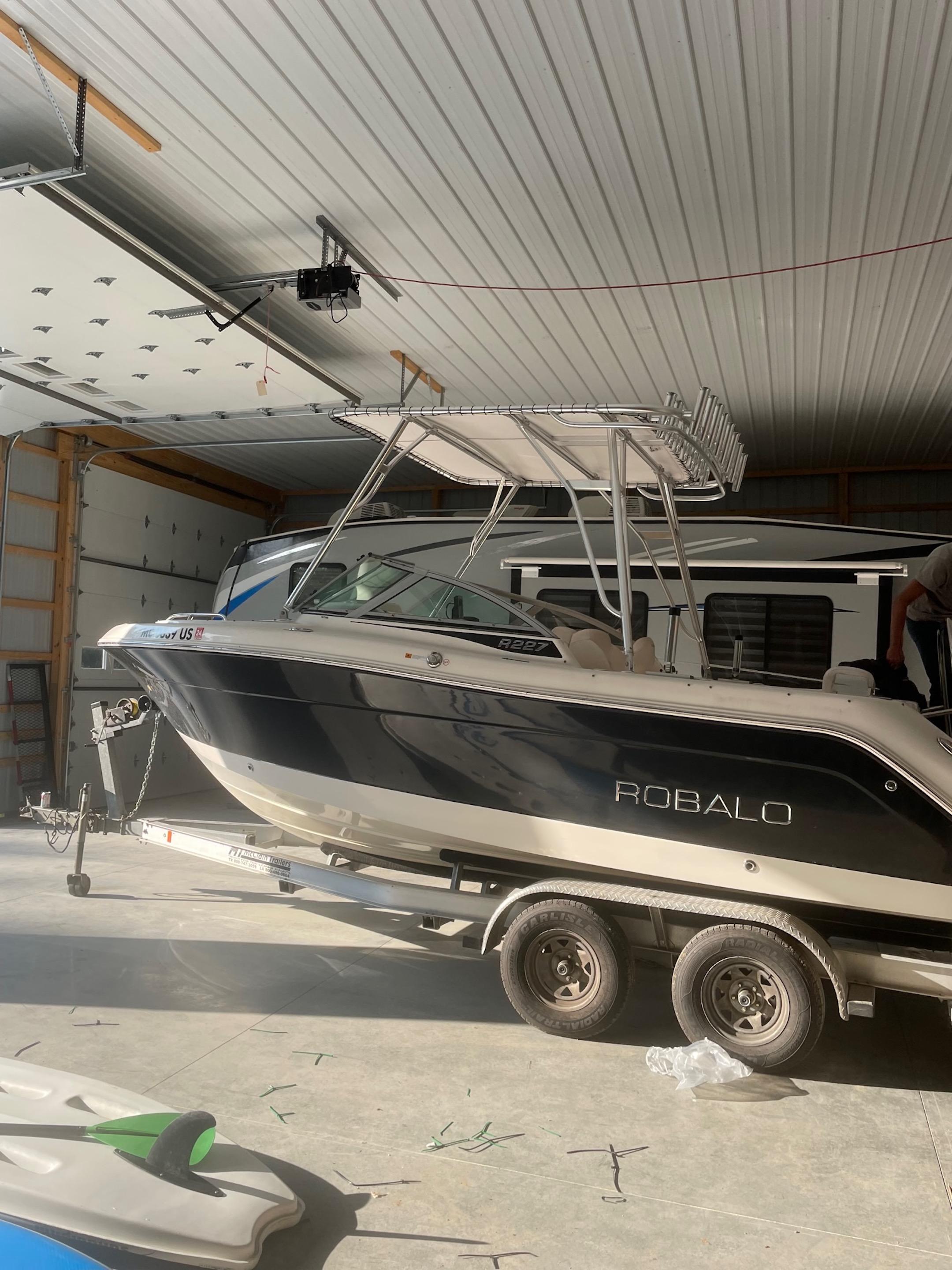 Robalo Top 2017 image 1