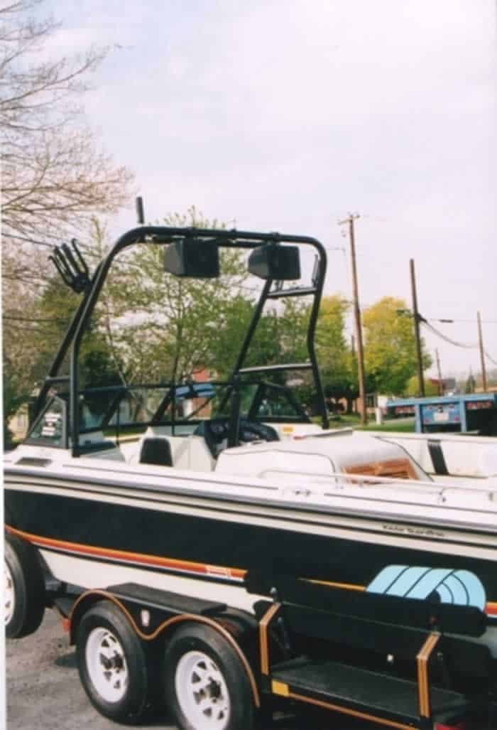Boat image 1