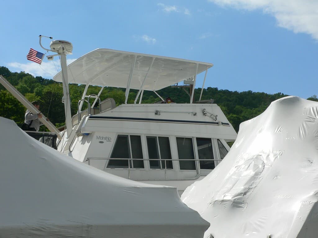 Mainship 430 Aft Cabin Trawler Top 1999 image 1