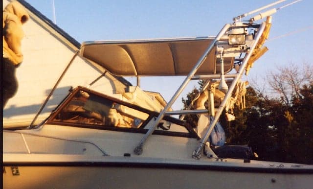 Mako 258 Walkaround Top 1982 image 1