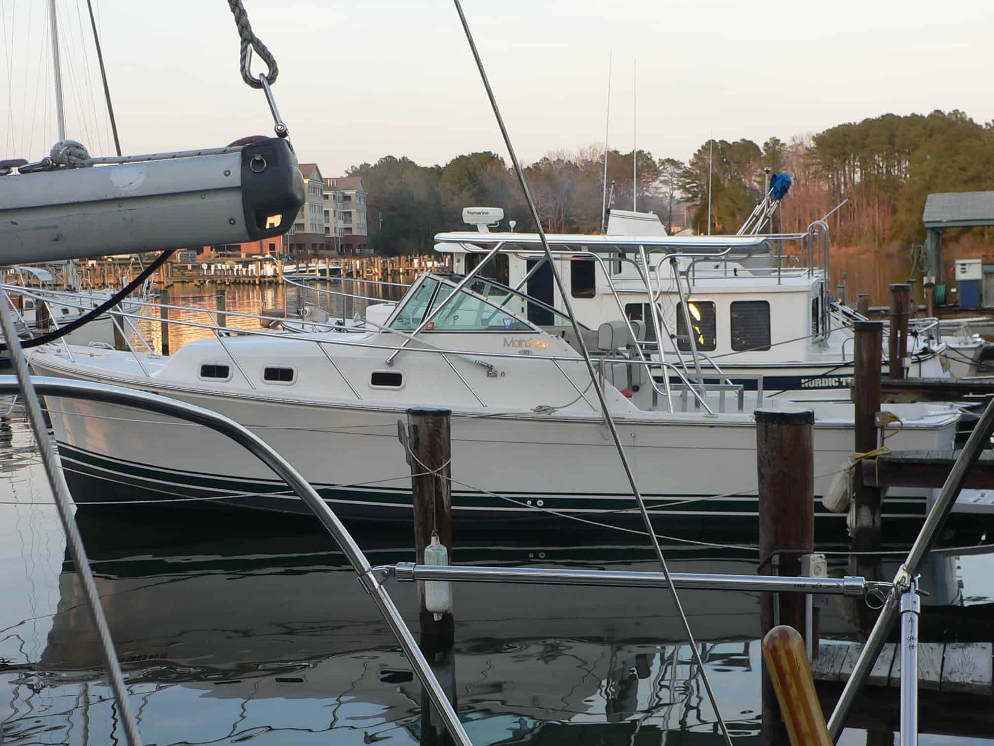 Mainship 30 Pilot T-Top 1998 image 1